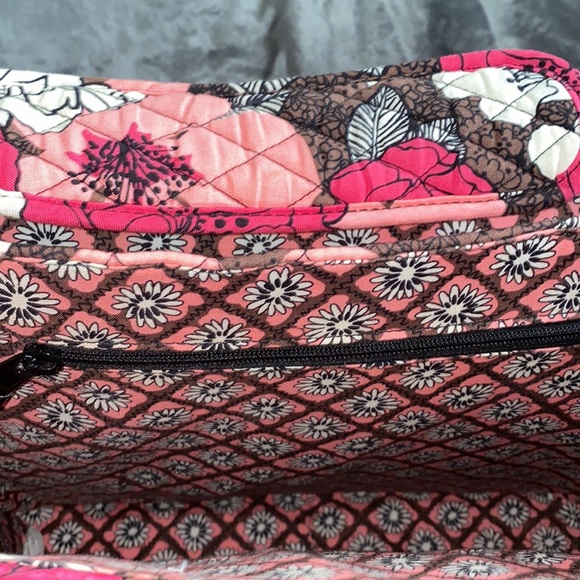 Vera Bradley Attaché Black, White, Pink, Brown 5 pockets & shoulder strap - Picture 9 of 11